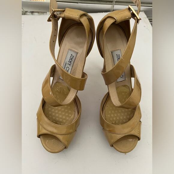 JIMMY CHOO LONDON KUKI BEIGE PATENT‎ LEATHER SANDALS MADE IN ITALY SIZE 38 1/2 - Picture 2 of 11
